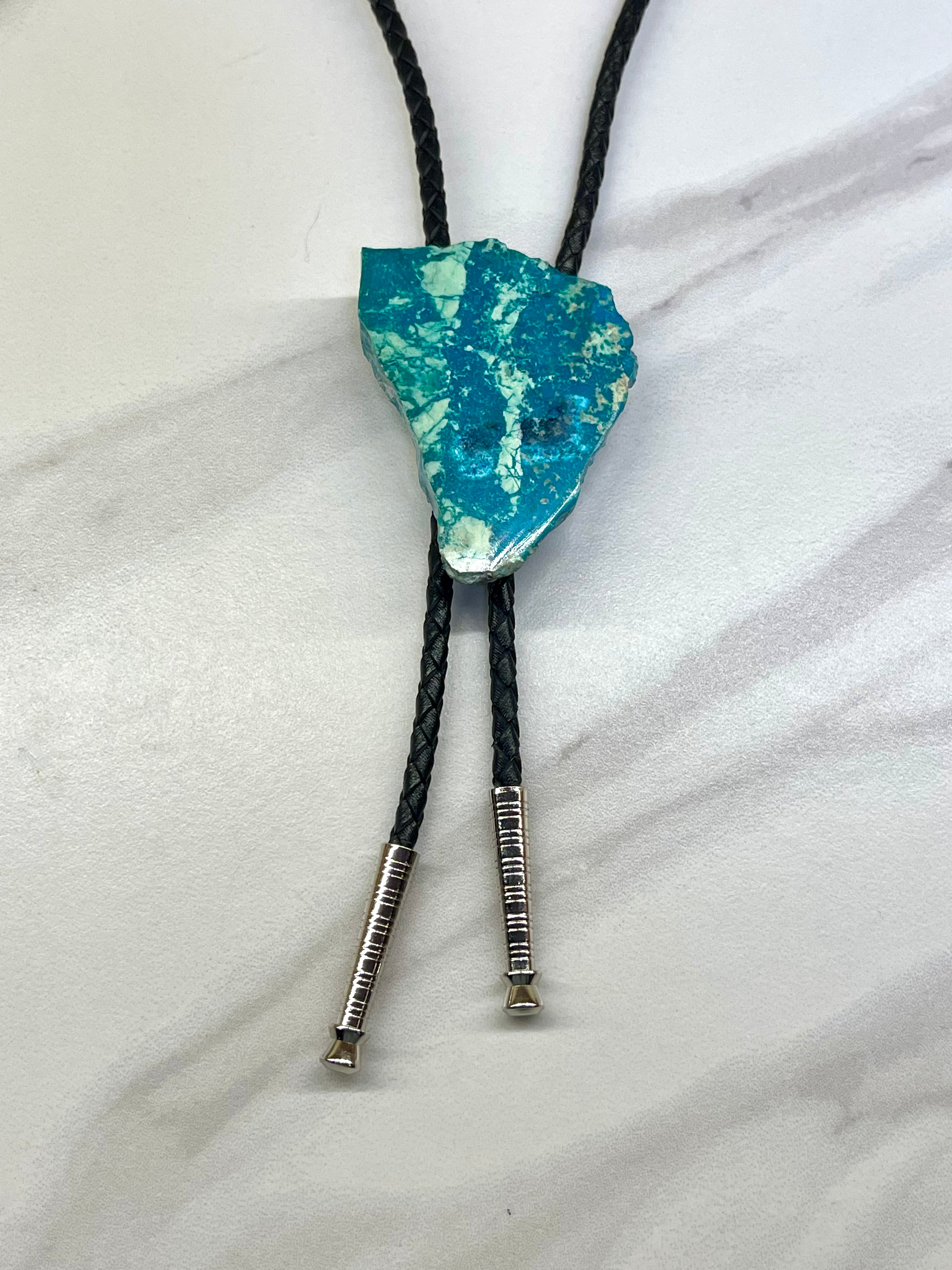 Turquoise Dream – Chrysocolla Bolo Tie