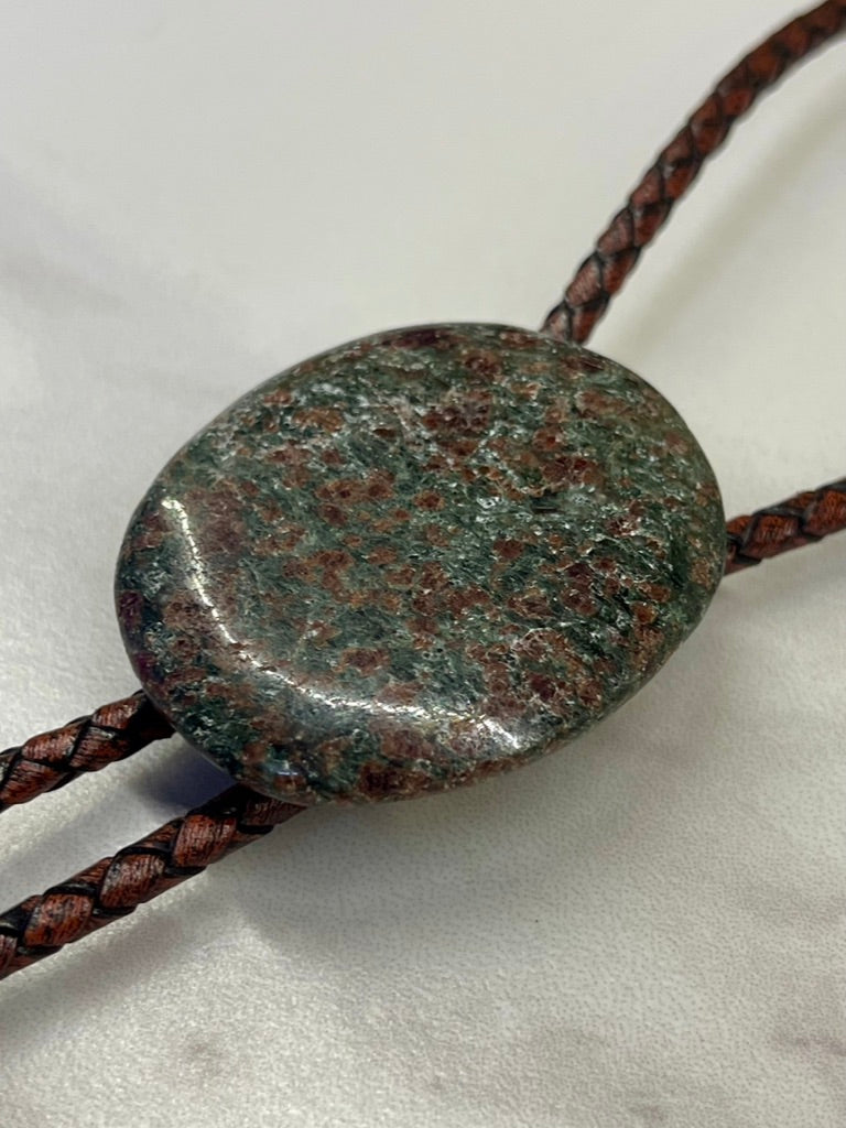 Tectonic Mosaic – Eclogite Bolo Tie