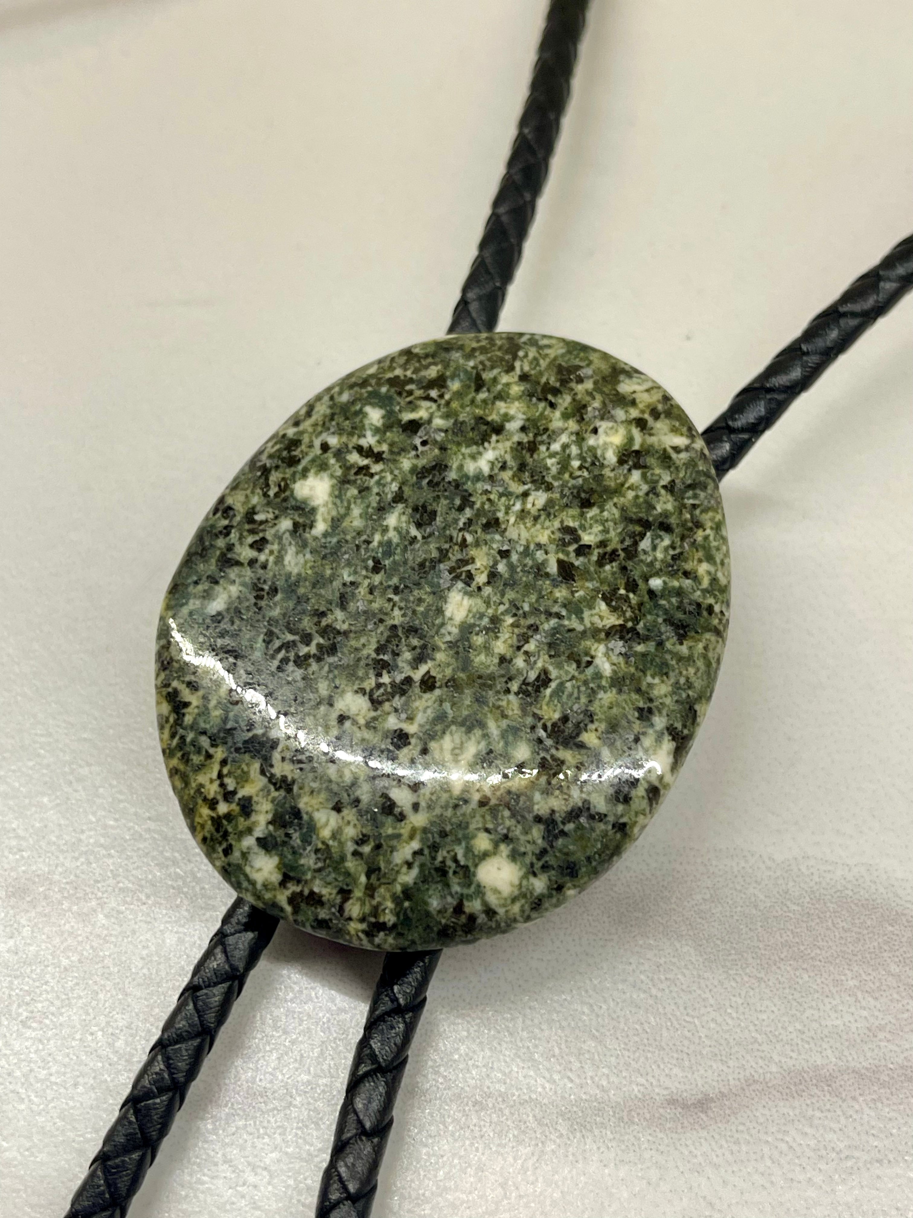 Stonehenge – Preseli Bluestone Bolo Tie