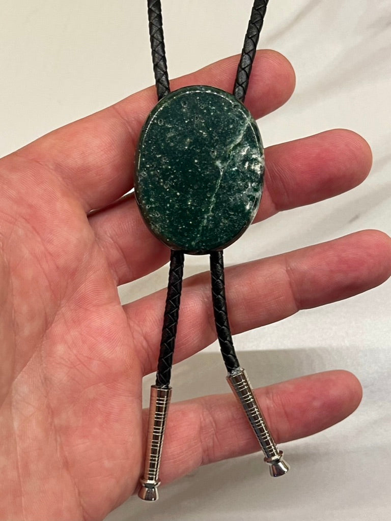 Verdant Circle – Ocean Jasper Bolo Tie